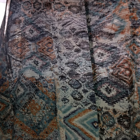 All At Once long top - Picture 3 of 6